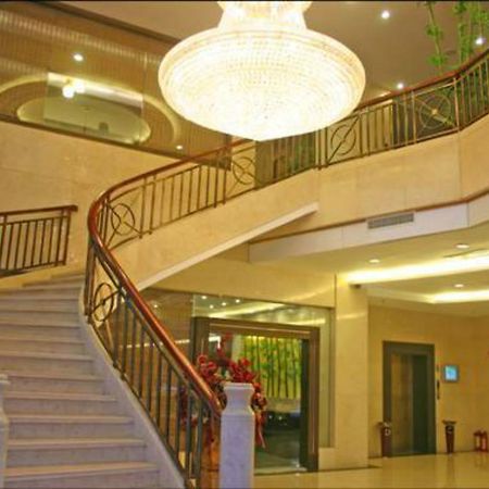 Jun Hao Hotel 东观 外观 照片