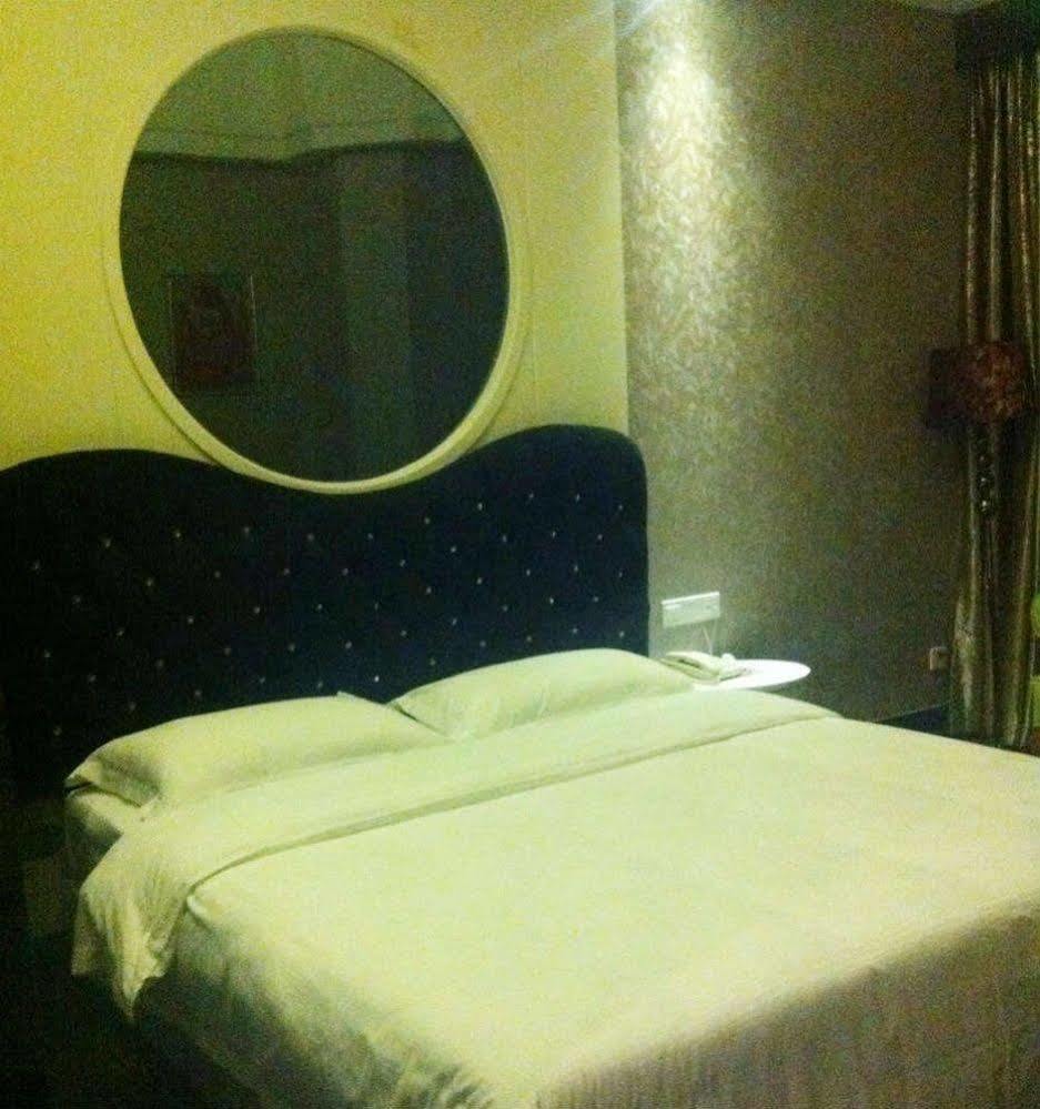 Jun Hao Hotel 东观 外观 照片