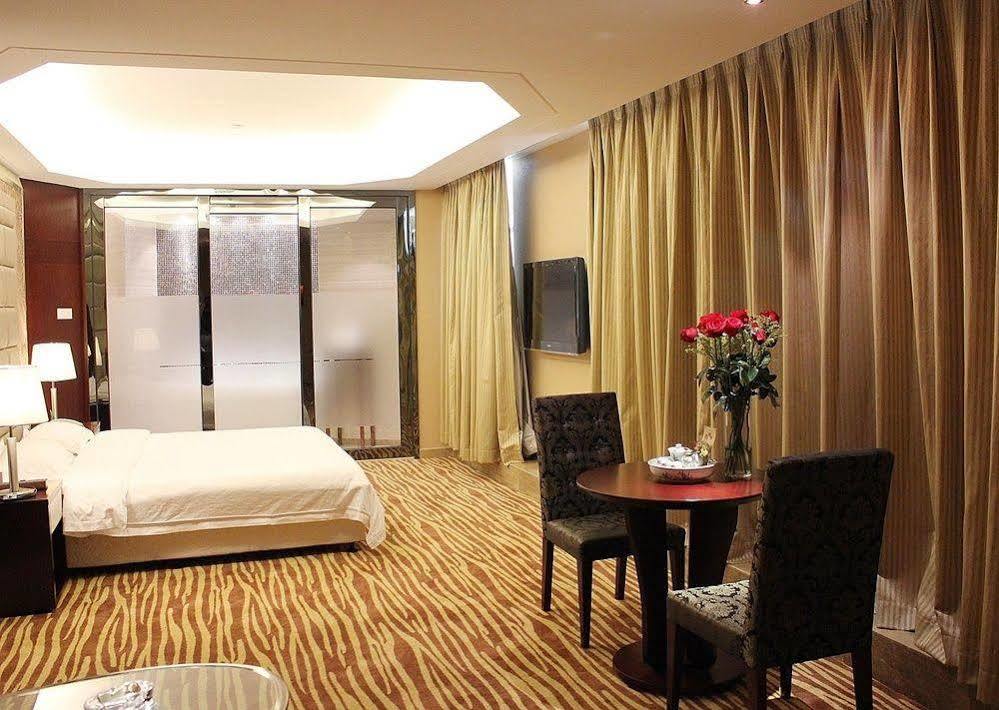 Jun Hao Hotel 东观 外观 照片