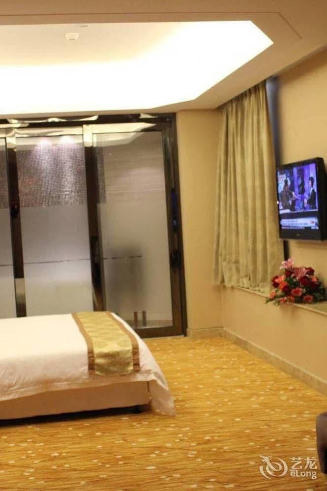 Jun Hao Hotel 东观 外观 照片